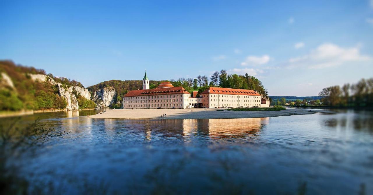 Gaestehaus St. Georg - Weltenburger Klosterbetriebe Gmbh Kelheim Bagian luar foto