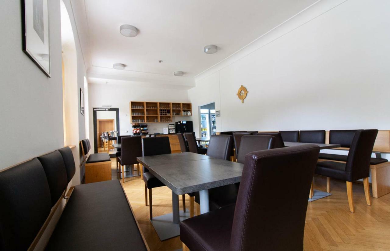 Gaestehaus St. Georg - Weltenburger Klosterbetriebe Gmbh Kelheim Bagian luar foto