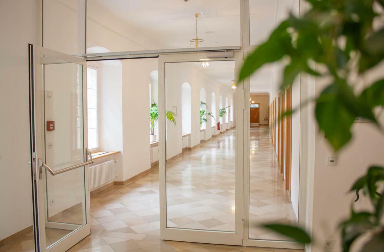 Gaestehaus St. Georg - Weltenburger Klosterbetriebe Gmbh Kelheim Bagian luar foto