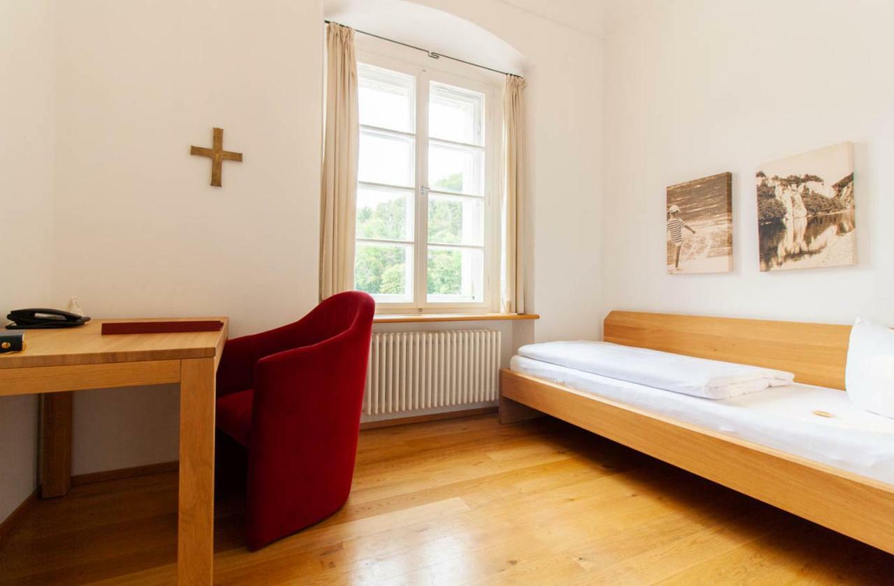 Gaestehaus St. Georg - Weltenburger Klosterbetriebe Gmbh Kelheim Bagian luar foto