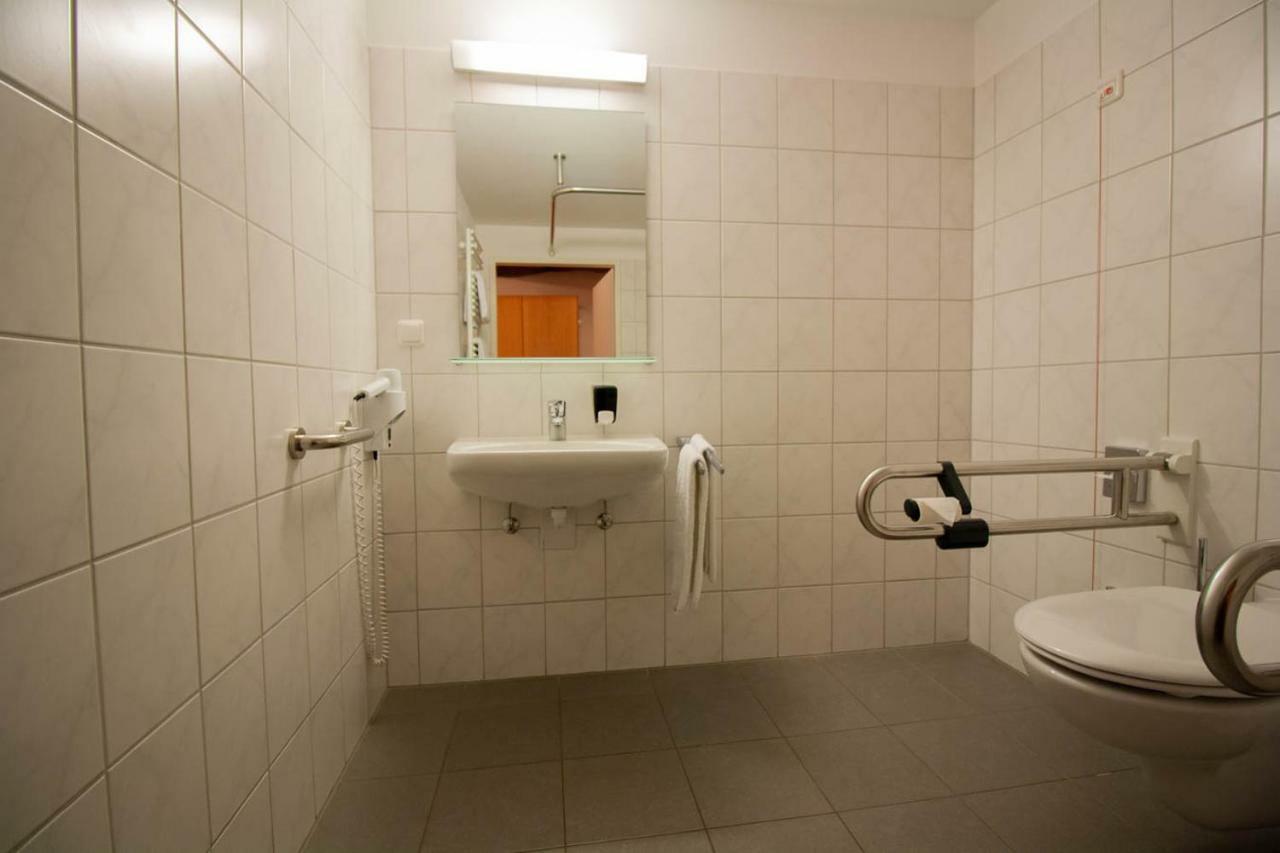 Gaestehaus St. Georg - Weltenburger Klosterbetriebe Gmbh Kelheim Bagian luar foto